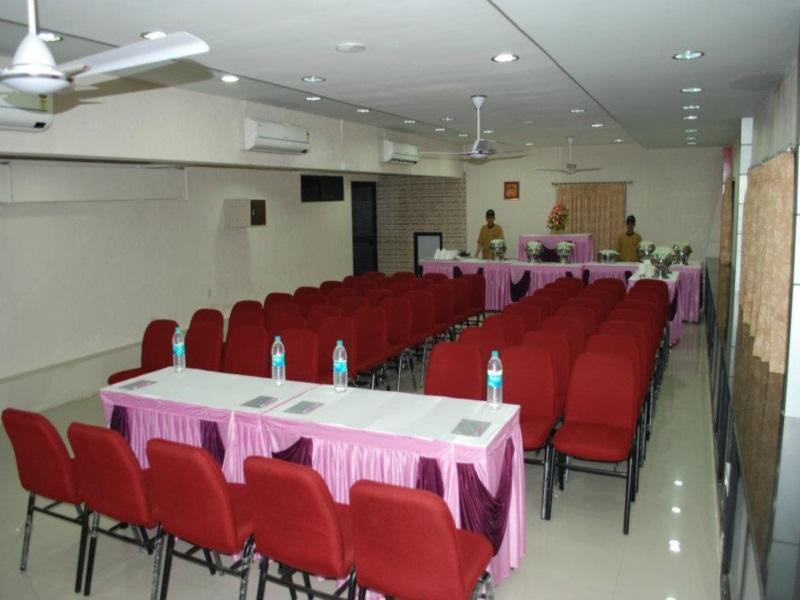 Hotel Rudra Regency 4*