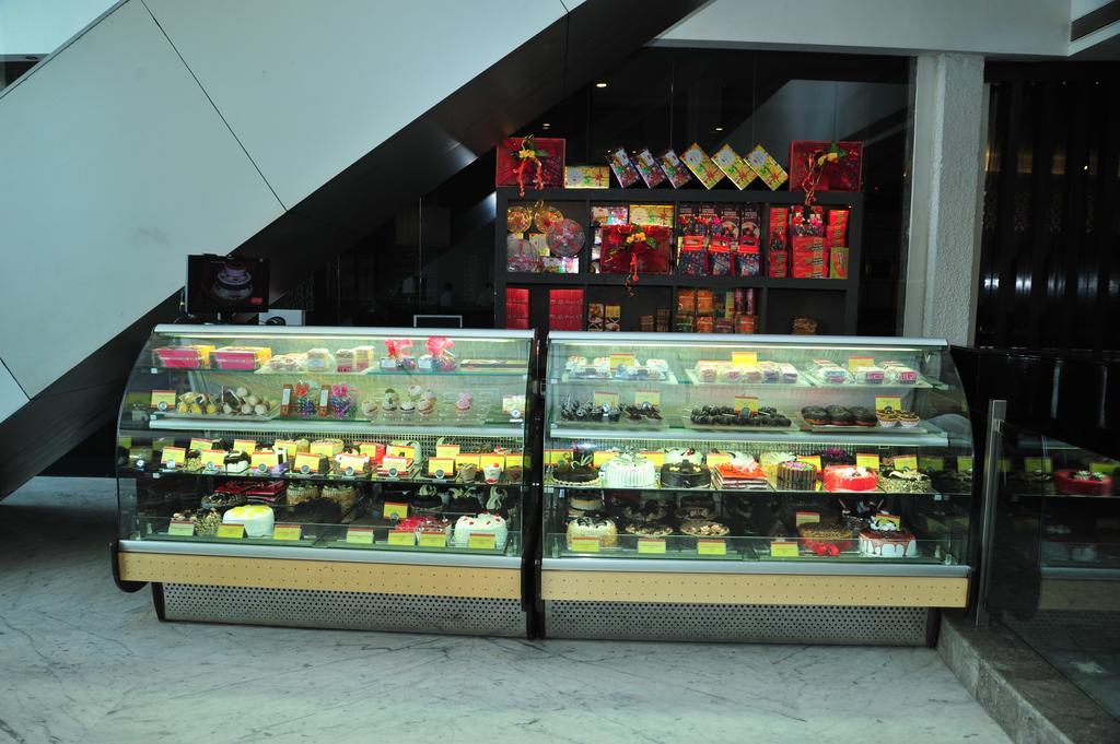 Hotel The Grand Bhagwati 4*
