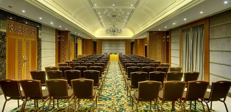 Lemon Tree Premier “the Atrium” Hotel 4*