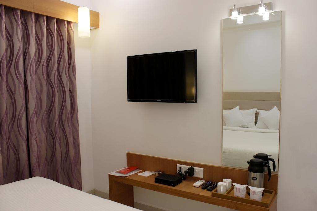 Hotel Ashray