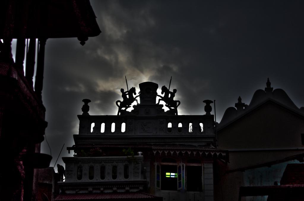 Hotel French Haveli Ahmedabad