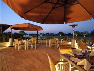 Club Kensville Golf Ahmedabad