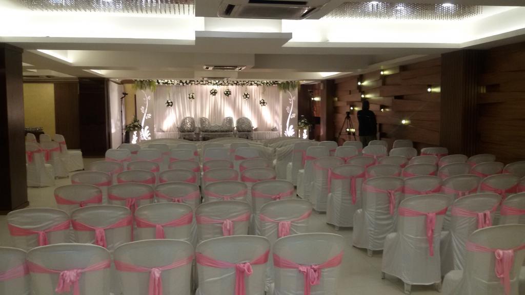 Hotel Platinum Ahmedabad