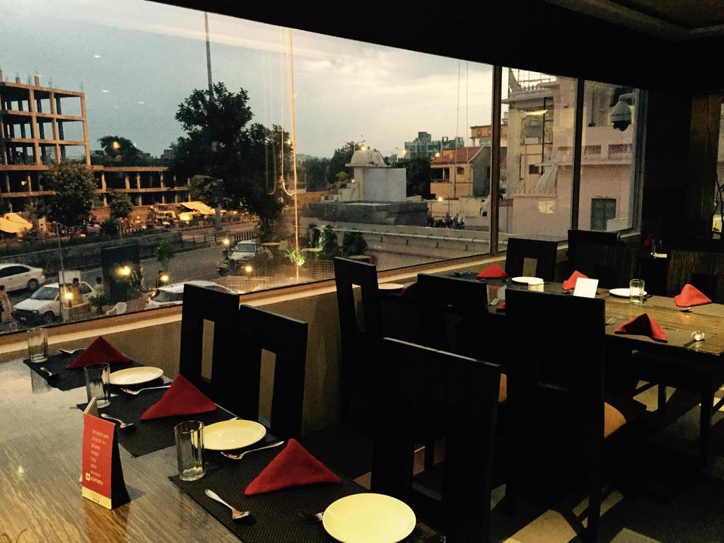 Hotel Platinum Ahmedabad