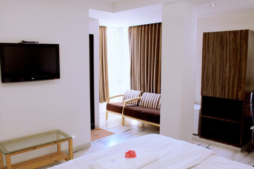 Grand Ambience