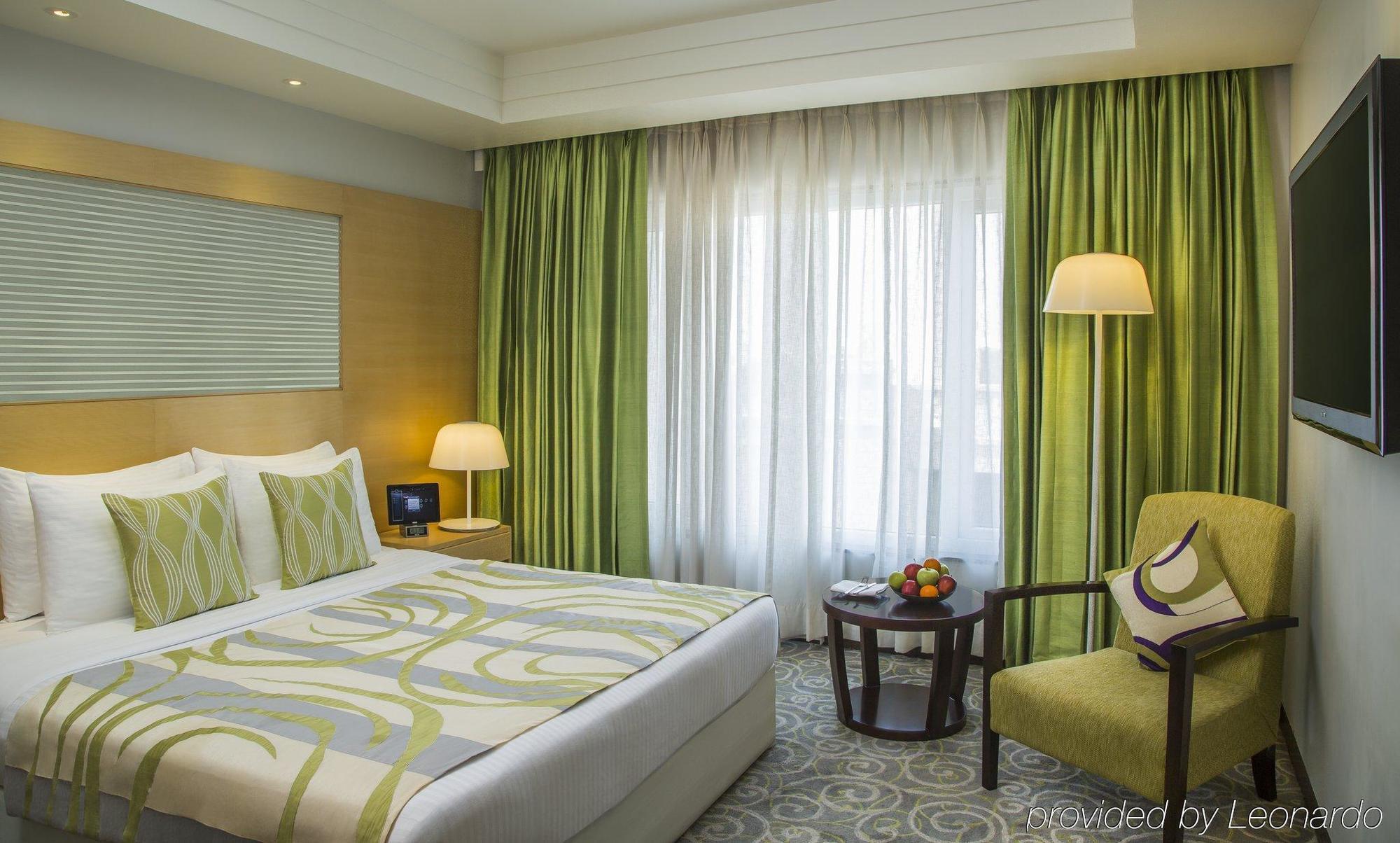 Hotel Radisson Blu Ahmedabad
