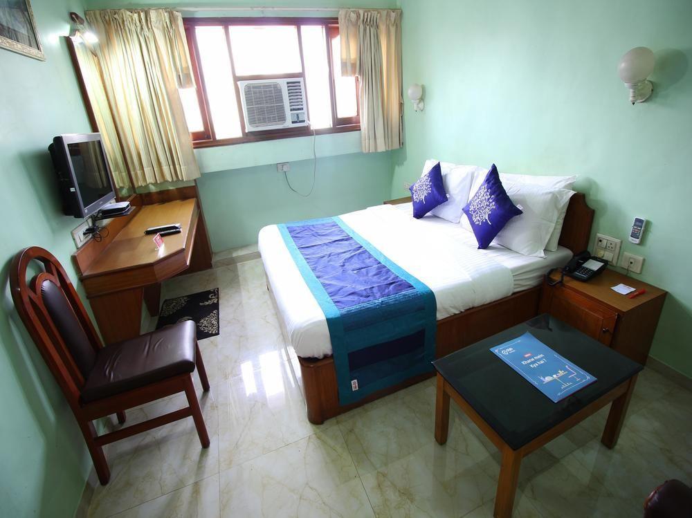 Hotel Oyo Vs Hospital Paldi 3*