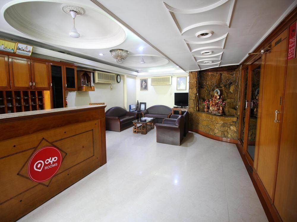 Oyo Vs Hospital Paldi Ahmedabad