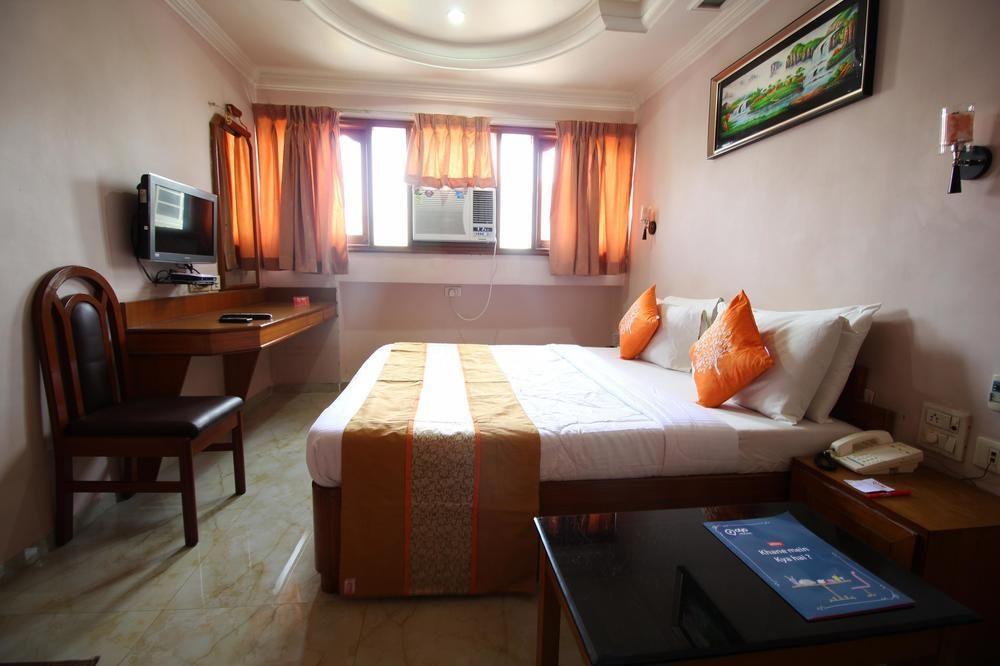 Hotel Oyo Vs Hospital Paldi