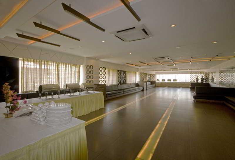 Platinum Hotel 3*