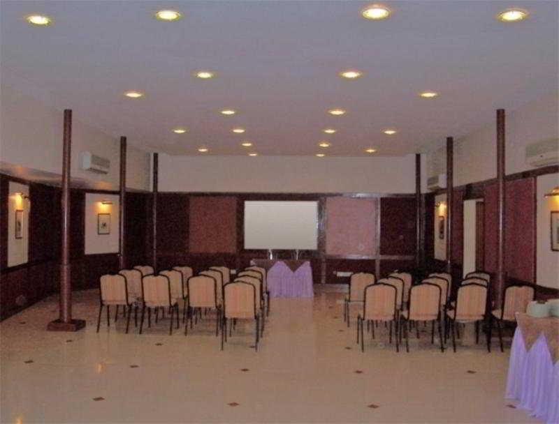 Comfort Sunset Hotel Ahmedabad