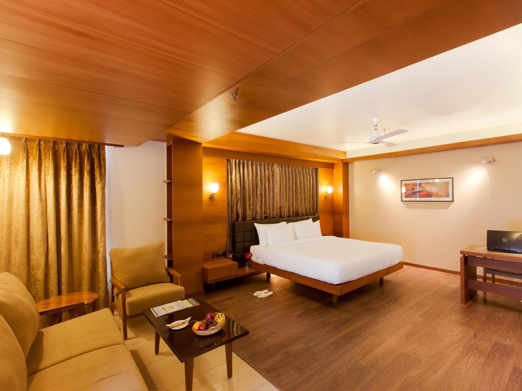 Cosmopolitan 3* Ahmedabad