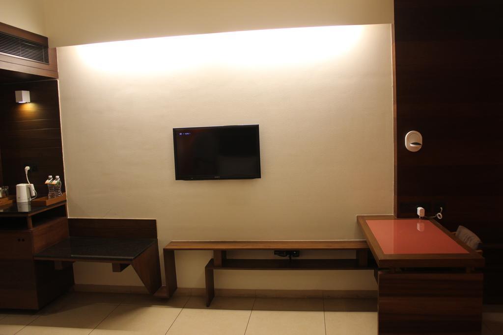 Cosmopolitan Ahmedabad