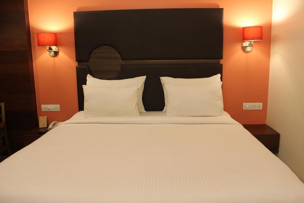 Hotel Cosmopolitan Ahmedabad