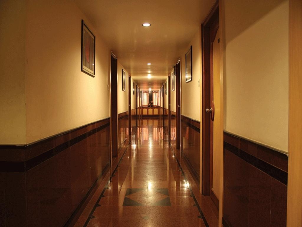 Maruti Hotel Ahmedabad