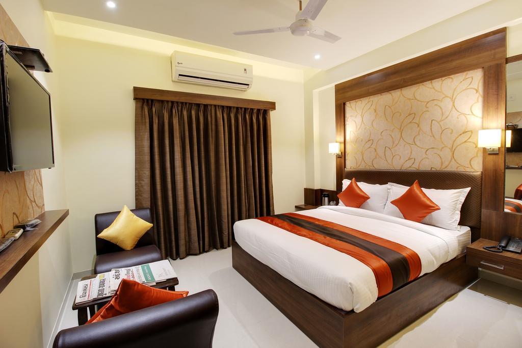 Hotel Collection O 39594 Heritage Paldi Rd