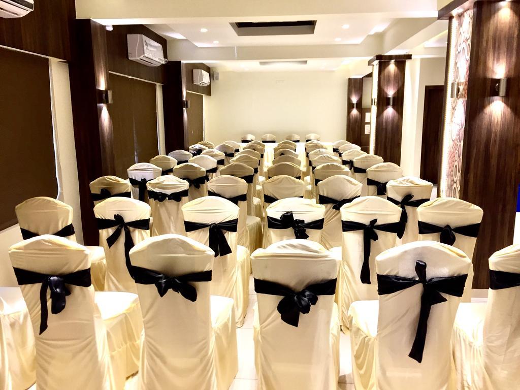 Collection O 39594 Heritage Paldi Rd 3* Ahmedabad