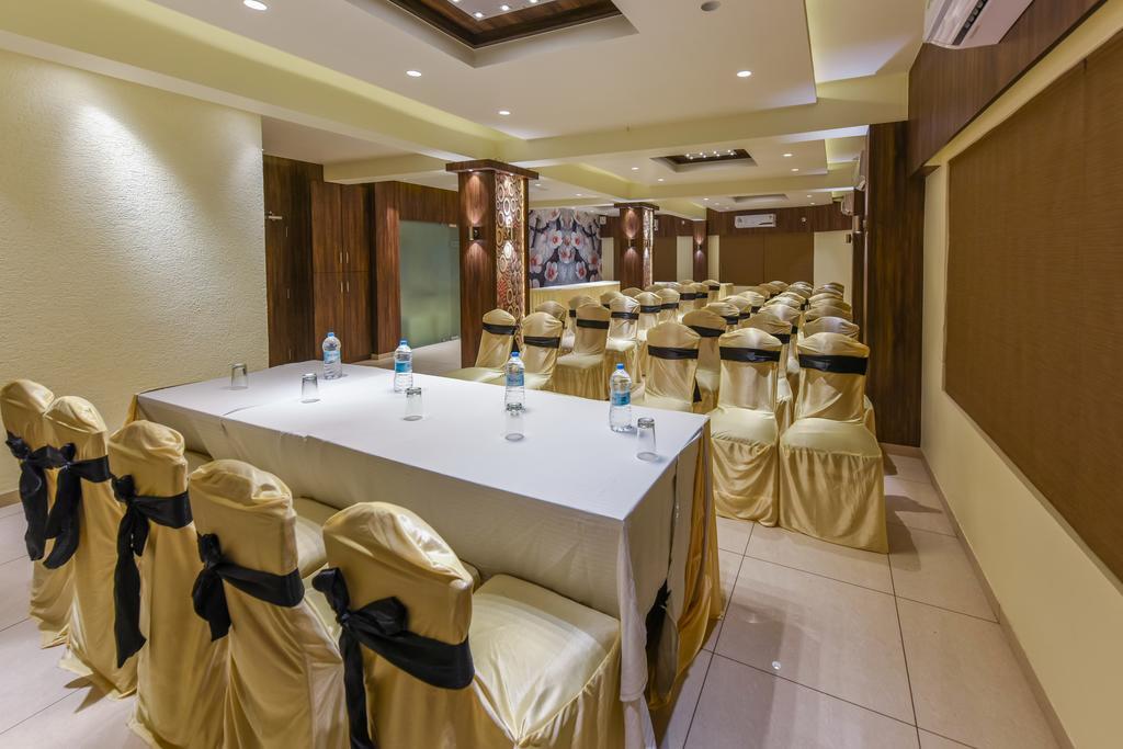 Collection O 39594 Heritage Paldi Rd Hotel