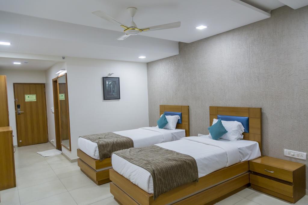 Hotel Sg Road Ahmedabad