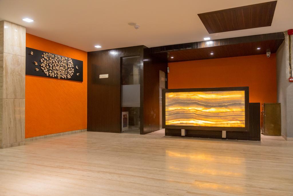 Sg Road Hotel
