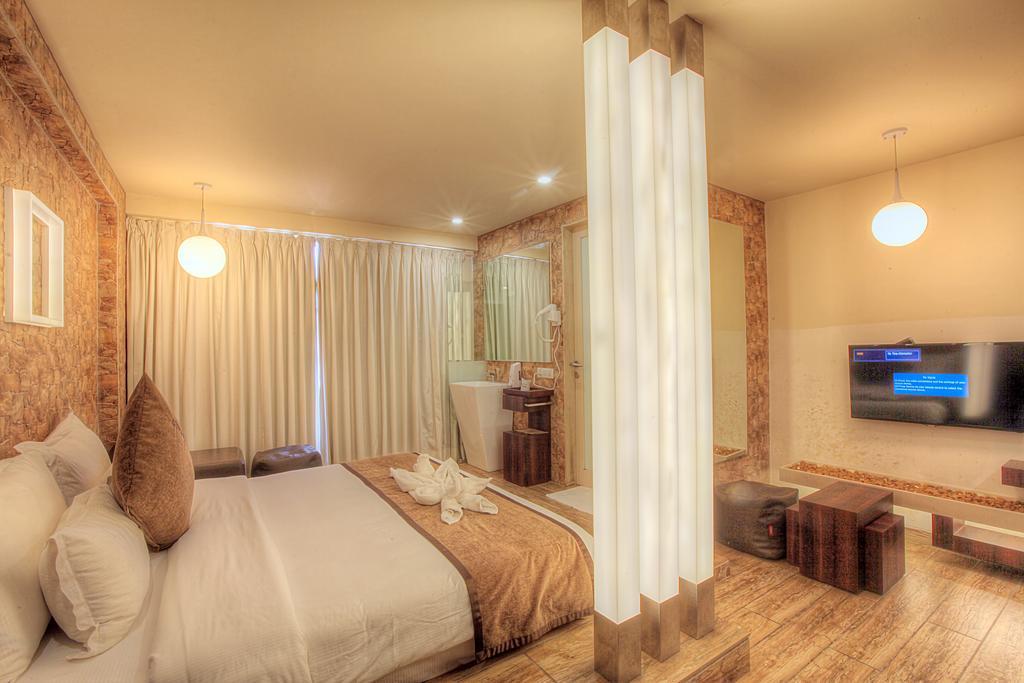 Hotel El Dorado Ahmedabad