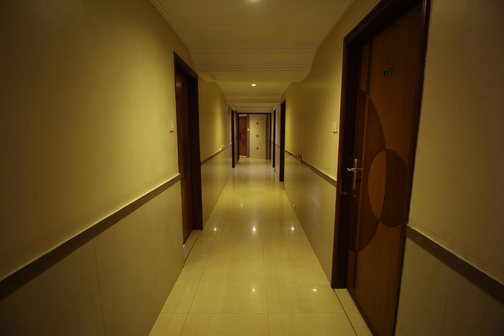 Oyo 1769 Prime 4*