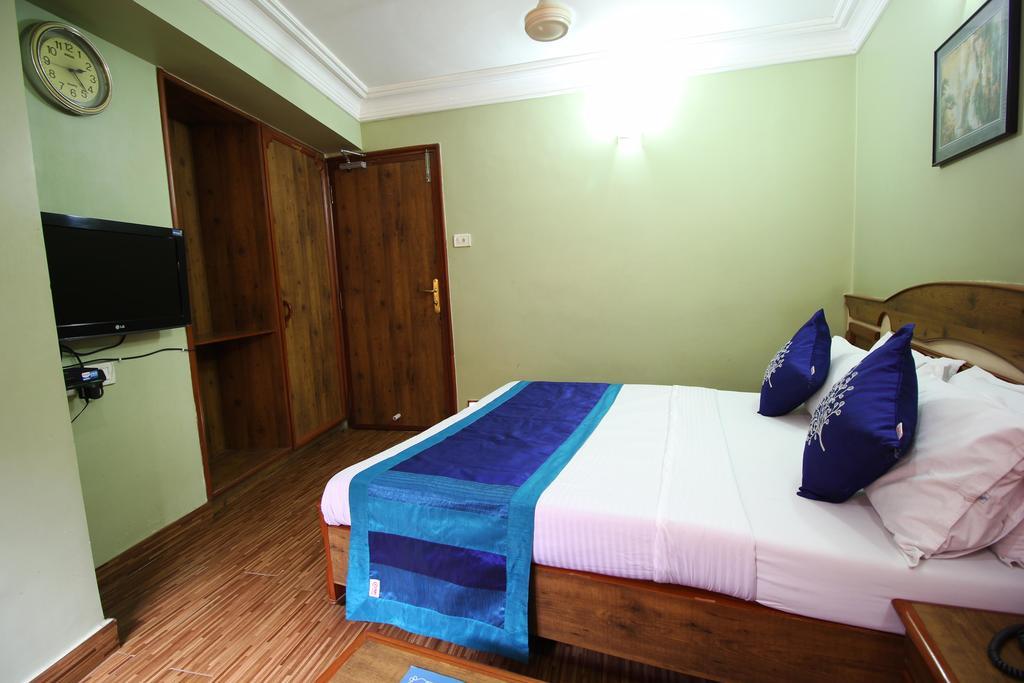 Oyo 1769 Prime 4* Ahmedabad