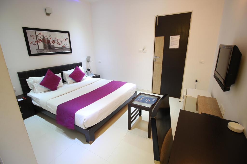 Hotel Oyo 1287 Corporate Residency 3*