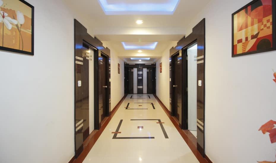 Hotel Om Palace Hotel Ahmedabad