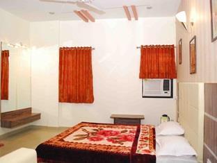 Oyo Flagship 19003 Rudra Mahal Hotel