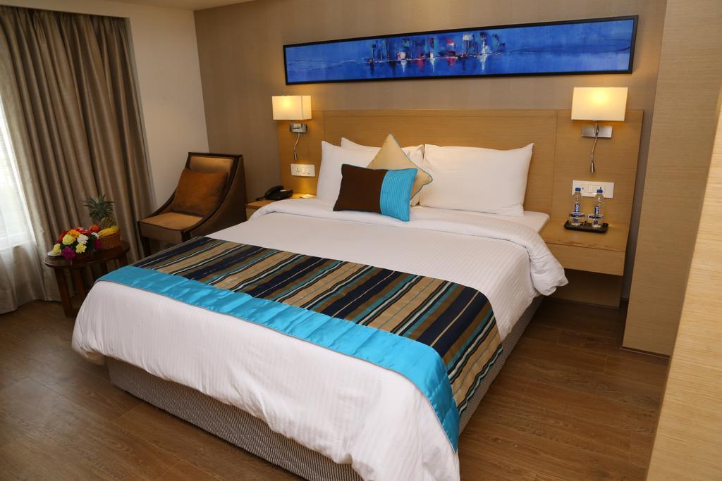 Sarovar Portico Rivera Hotel 4*