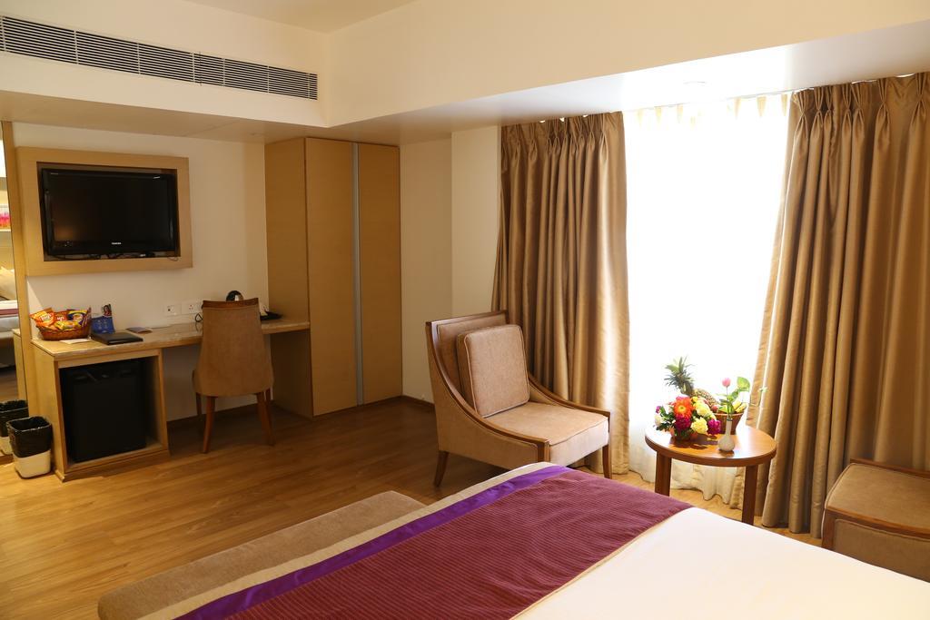 Hotel Sarovar Portico Rivera Ahmedabad