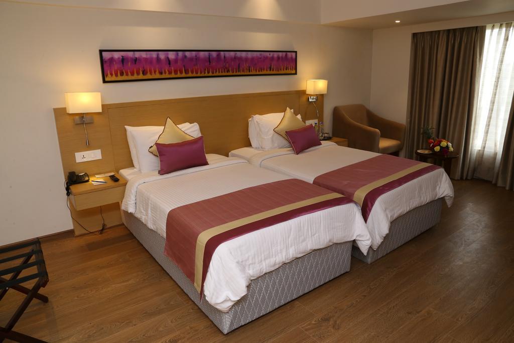 Sarovar Portico Rivera Hotel