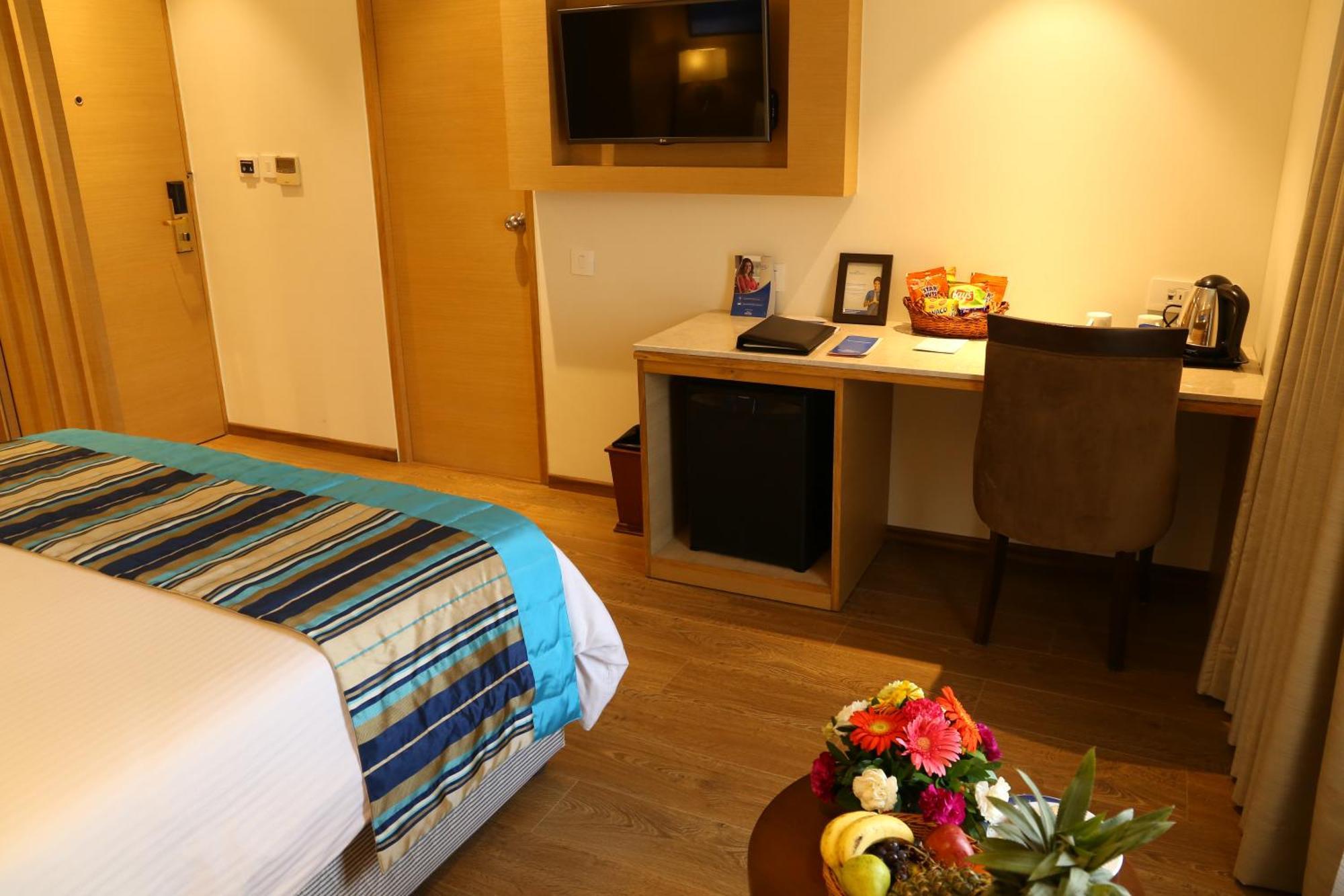Hotel Sarovar Portico Rivera 4*