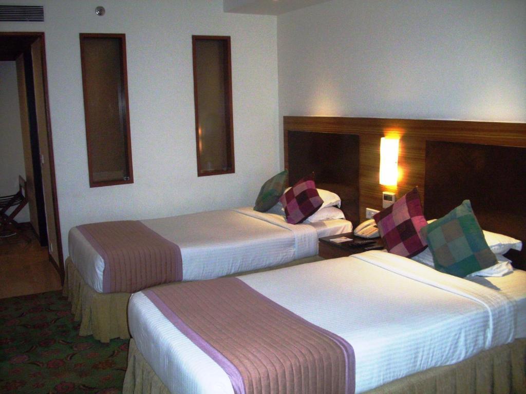 Bloomsuites L 4* Ahmedabad