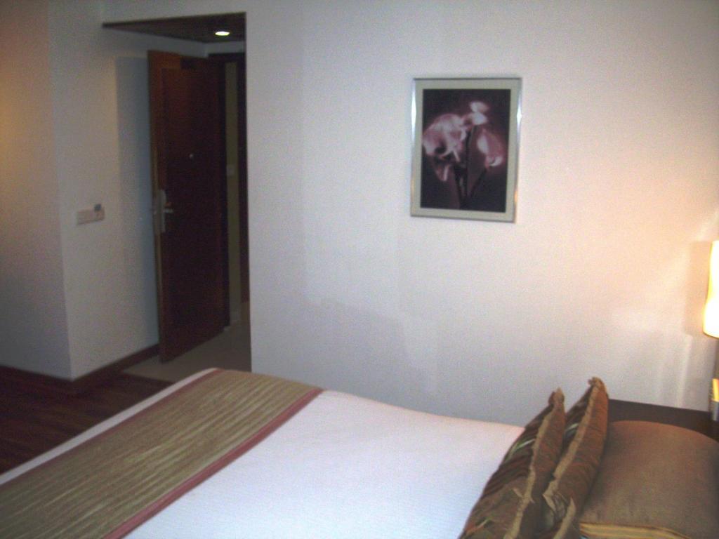 Hotel Bloomsuites L 4*