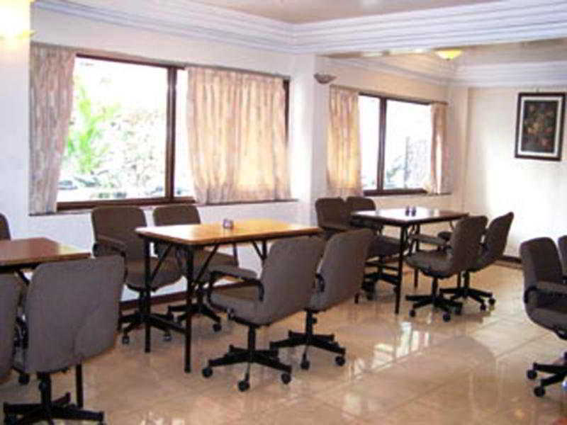 Chicago Ahmedabad