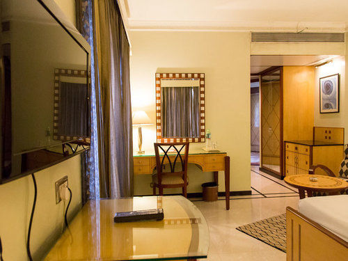 Sarovar Portico Kalupur