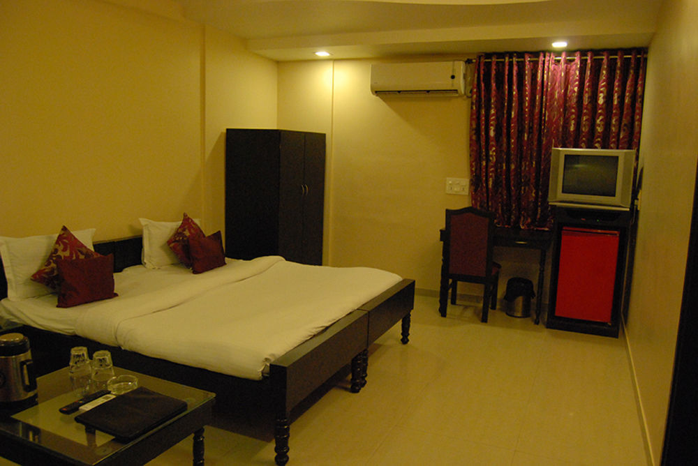 Shahi Palace Hotel