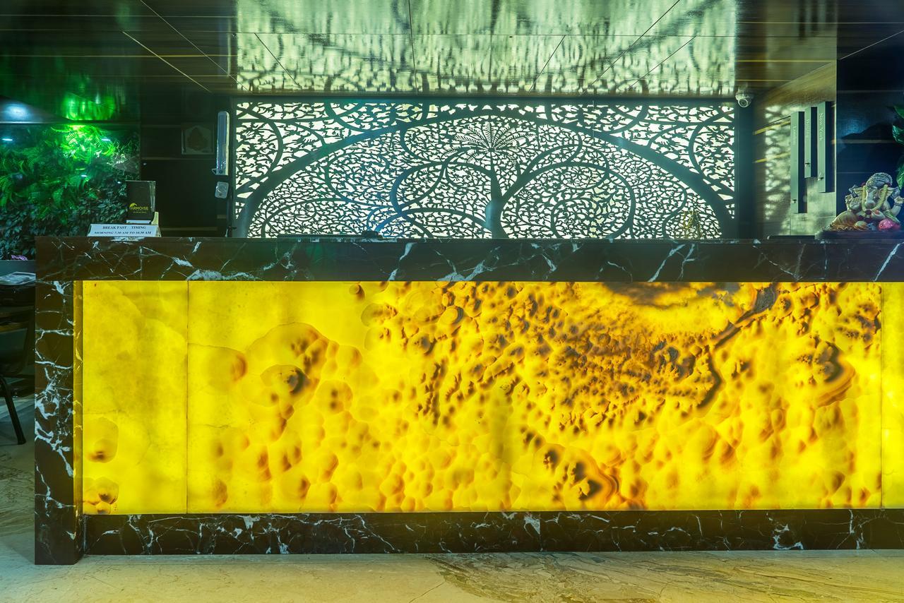 Super Armoise Hotel Ahmedabad