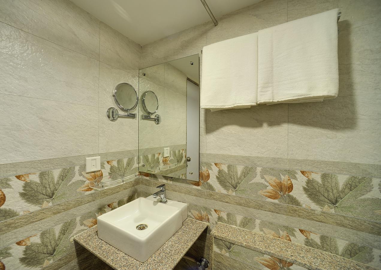 Rudra Royale 2*