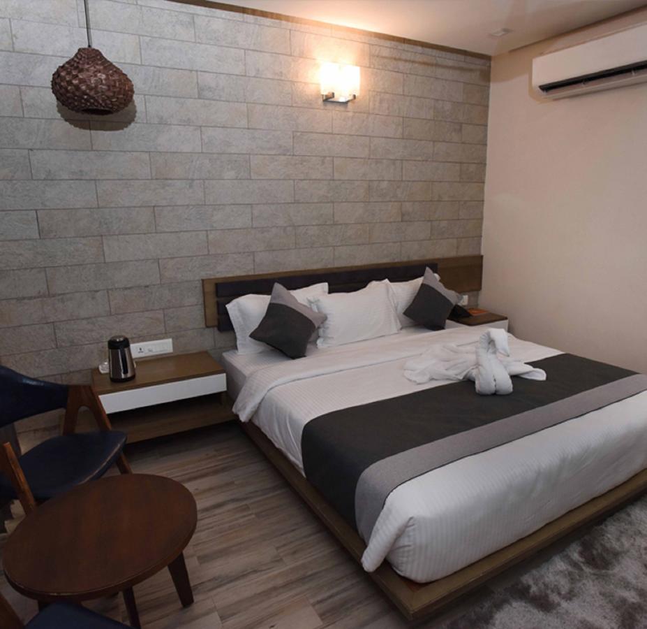 Grand Elegance Hotel