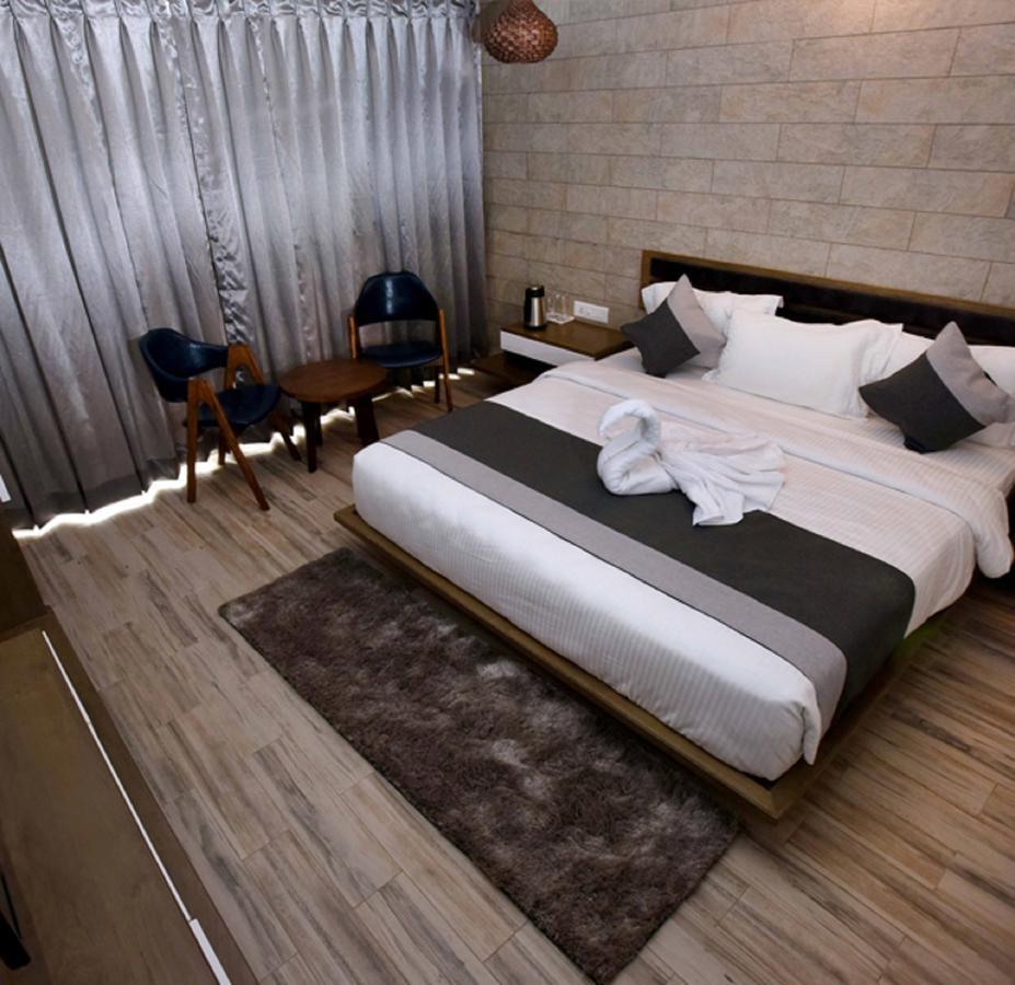 Grand Elegance Hotel Ahmedabad