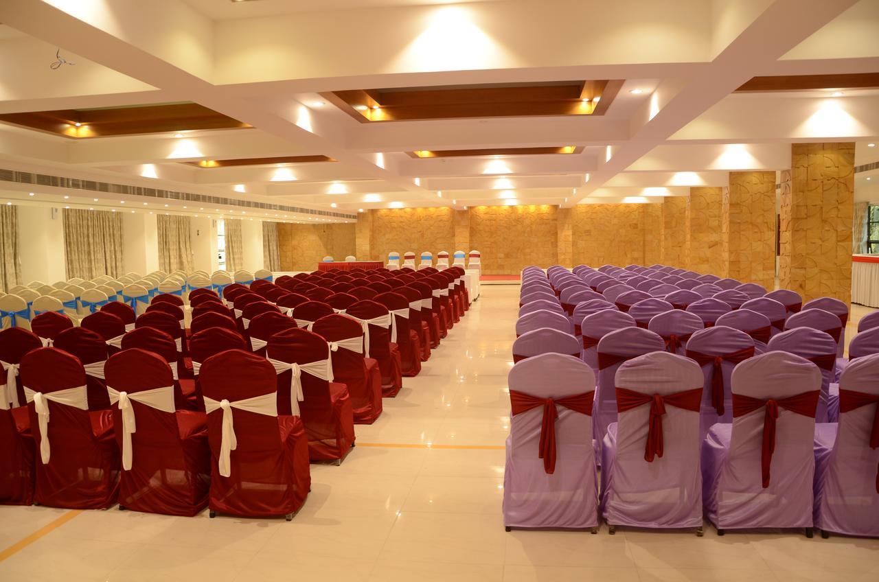 Prasang Presidency Hotel 4*