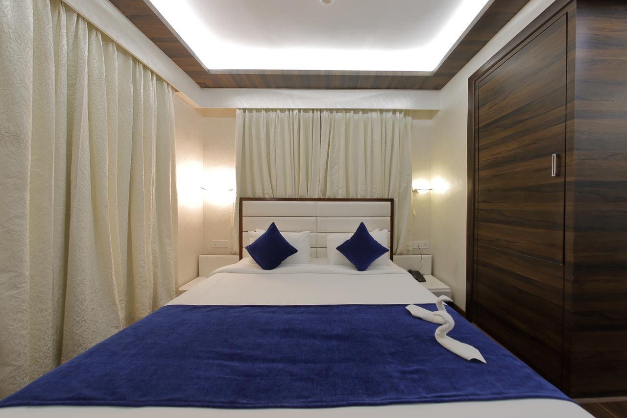 Silver Heights Hotel 3*