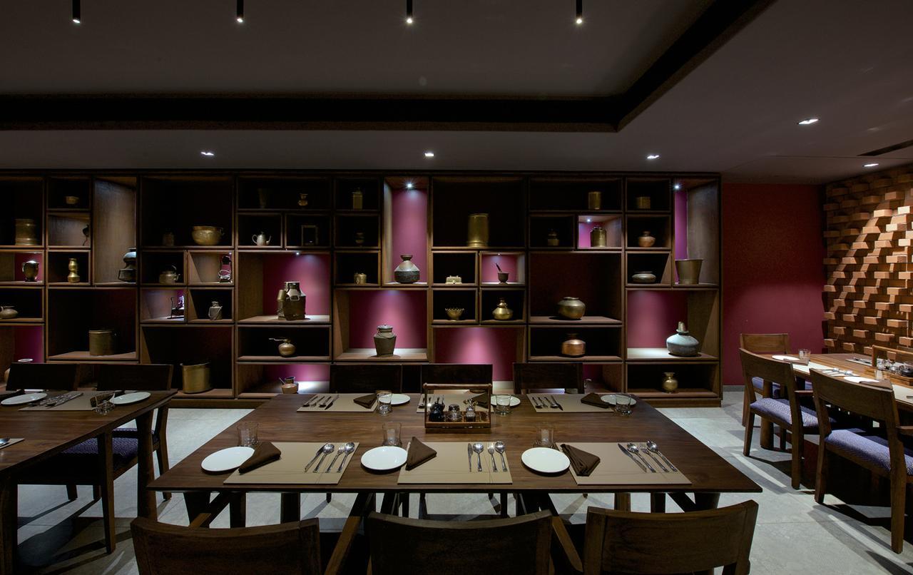Five Petals & Banquets 3* Ahmedabad