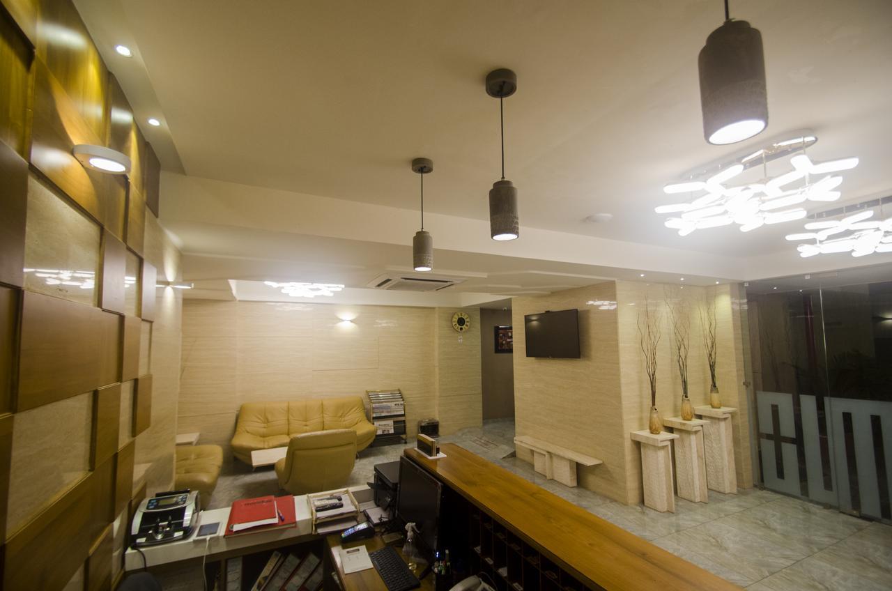 Grand Elegance Hotel