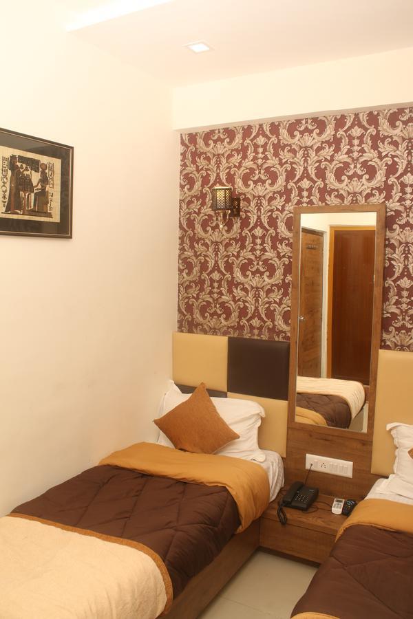 Supreme Hotel