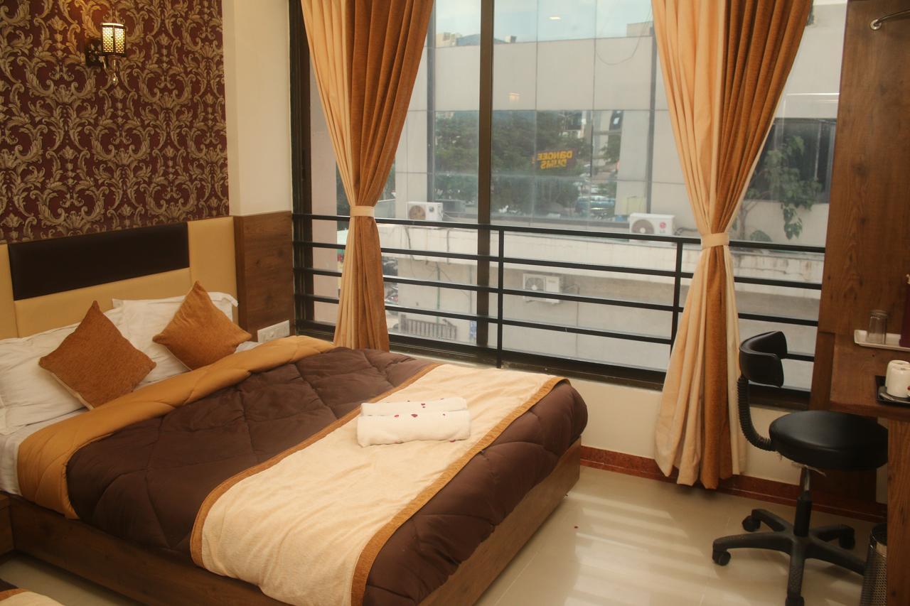 Hotel Supreme