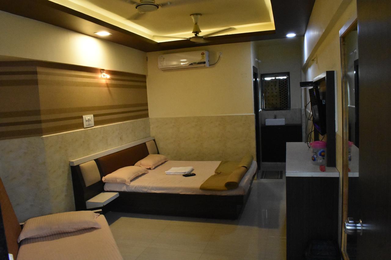 Hotel Gokul